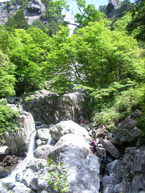 http://entotsuyama.hobby-web.net/ishikitajun18takimae.jpg